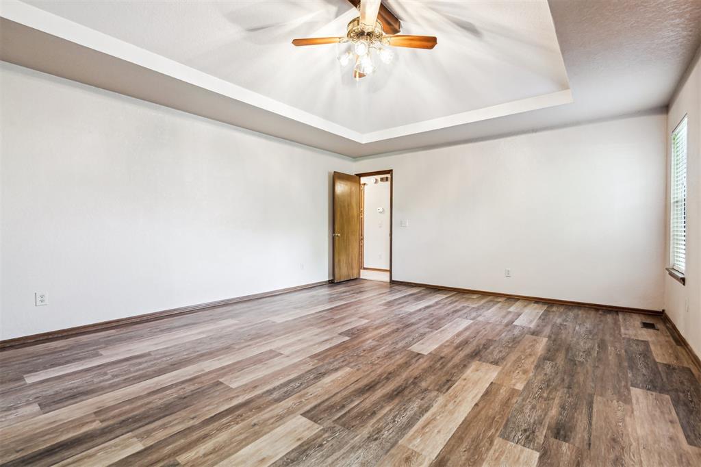 1500 N Lilac Terrace