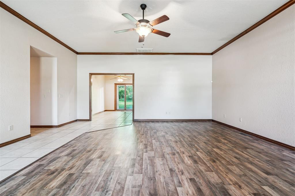 1500 N Lilac Terrace