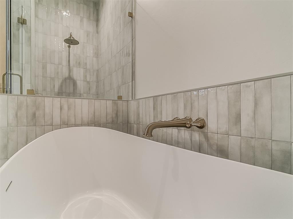 16404 Burgundy West Drive