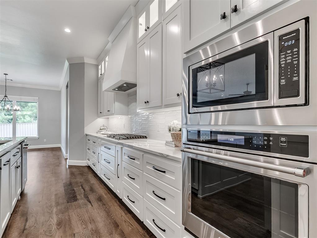 2801 Gold Finch Drive