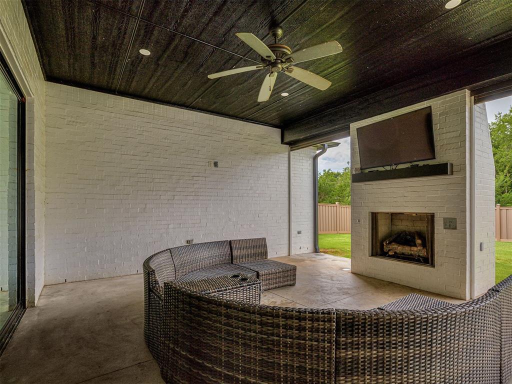 2801 Gold Finch Drive