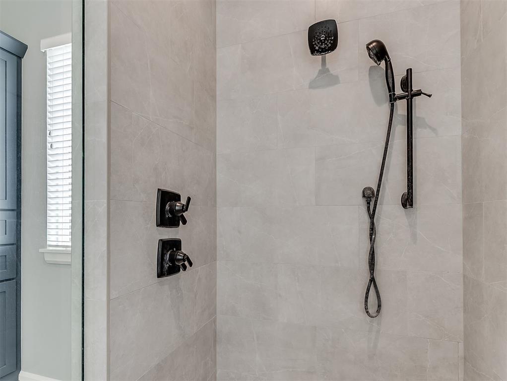 2801 Gold Finch Drive