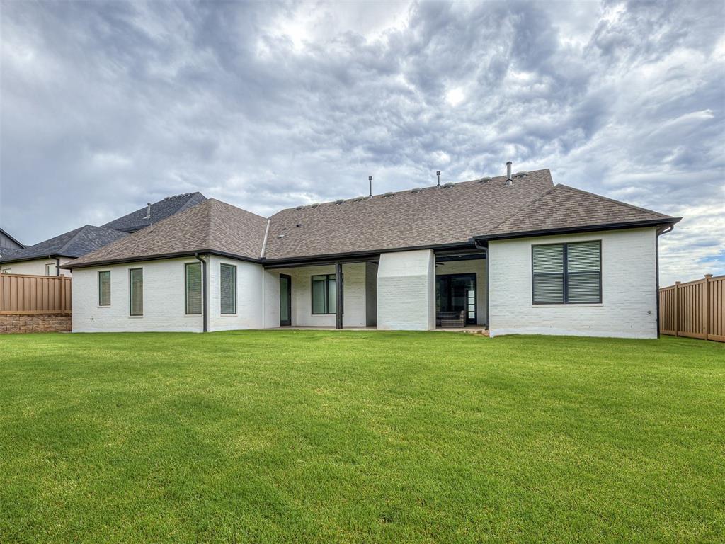 2801 Gold Finch Drive