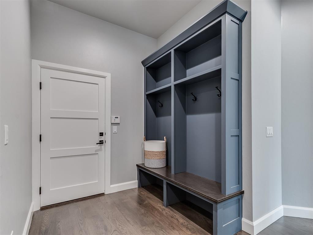 2801 Gold Finch Drive