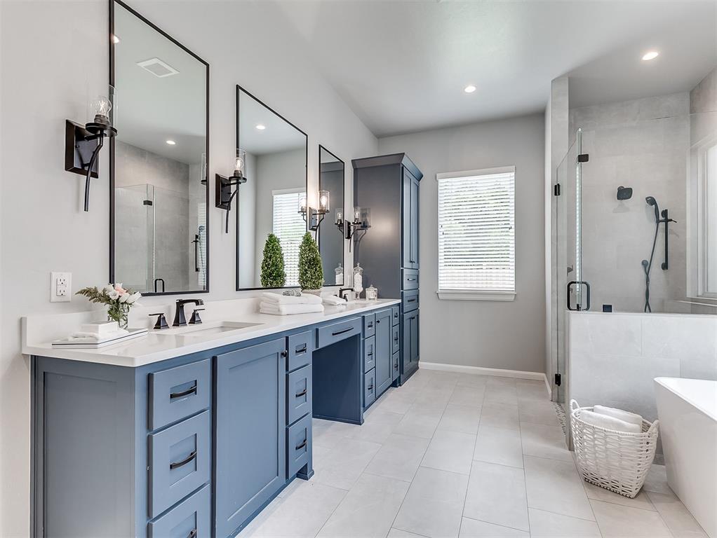 2801 Gold Finch Drive