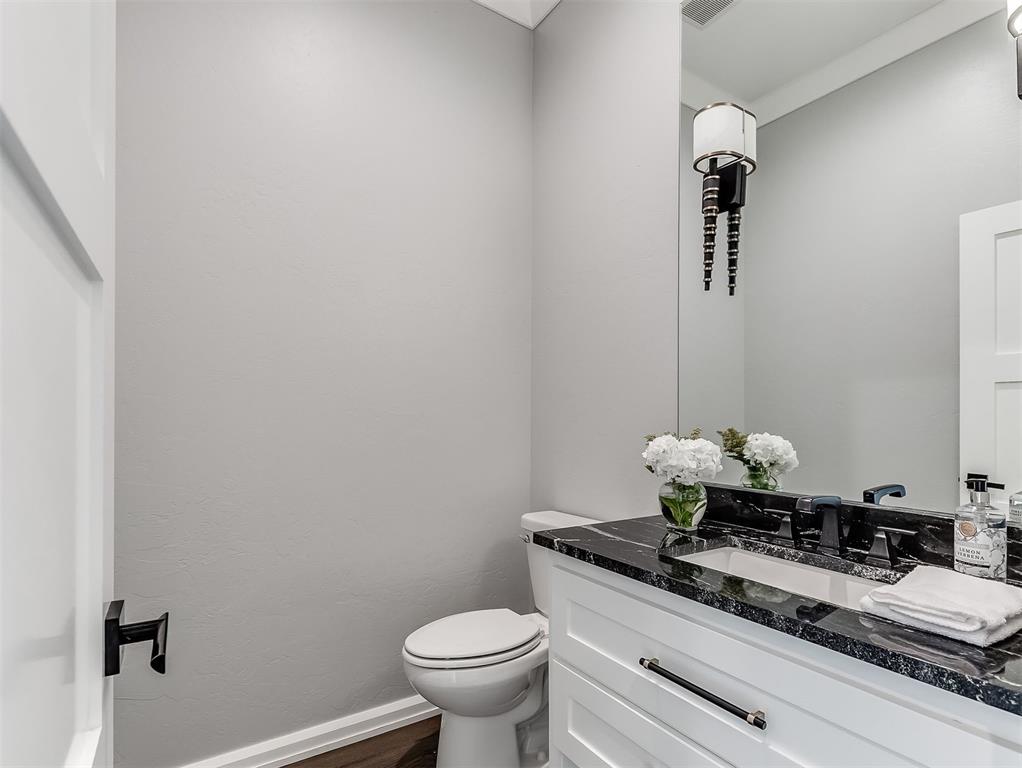 2801 Gold Finch Drive