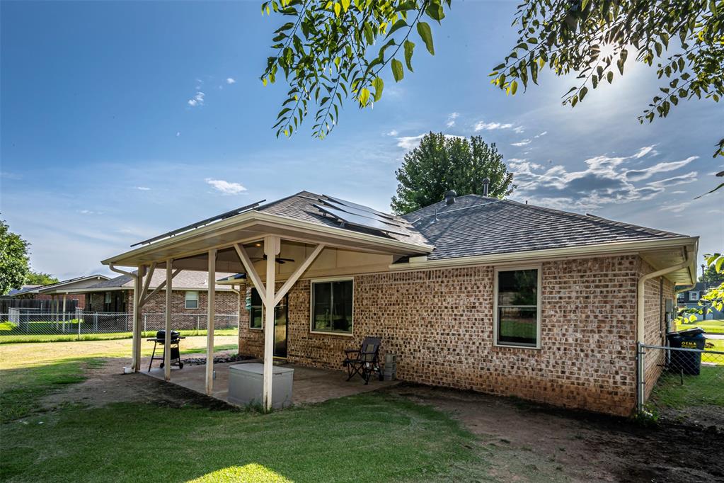 912 S Boynton Avenue