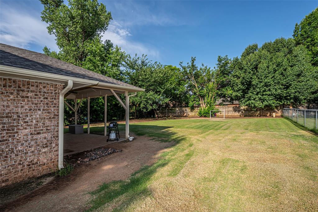 912 S Boynton Avenue