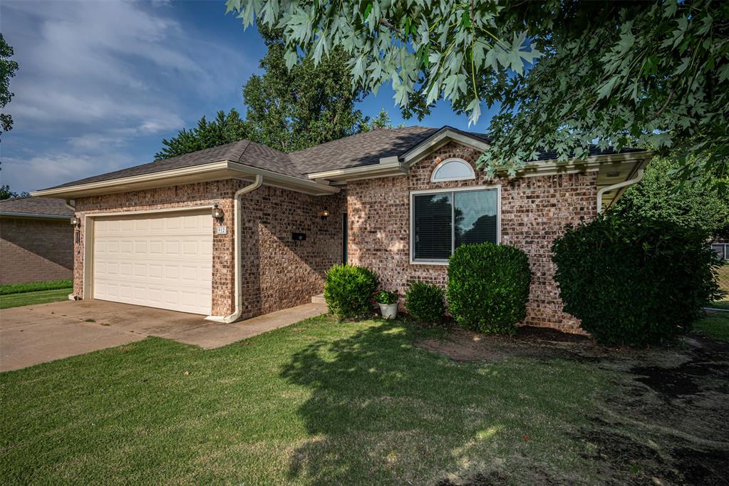 912 S Boynton Avenue