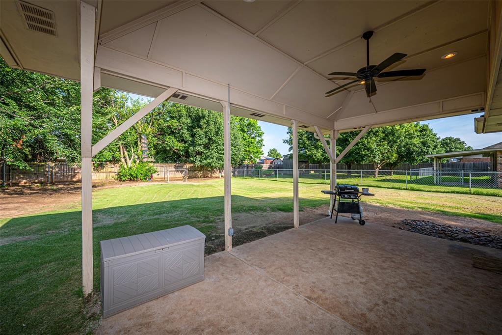 912 S Boynton Avenue