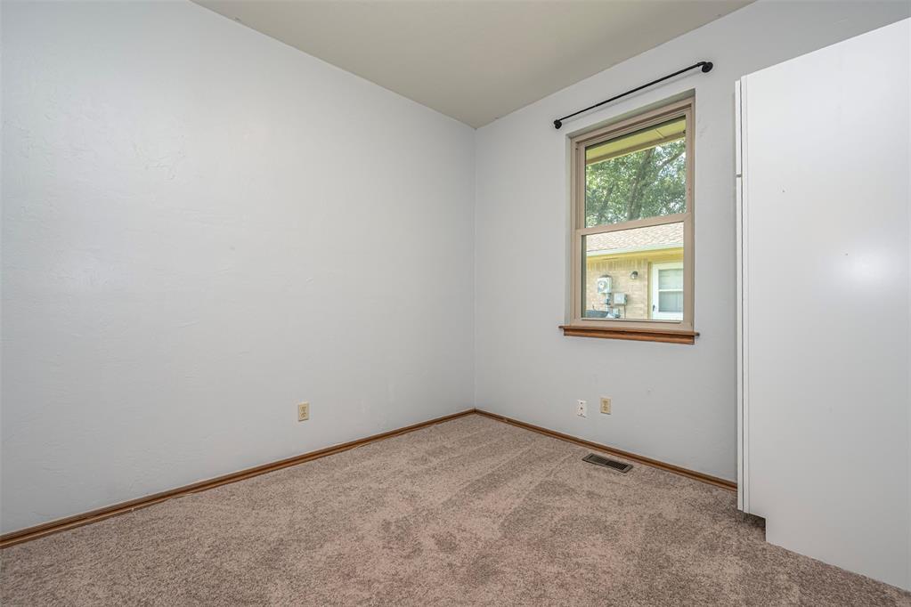 912 S Boynton Avenue