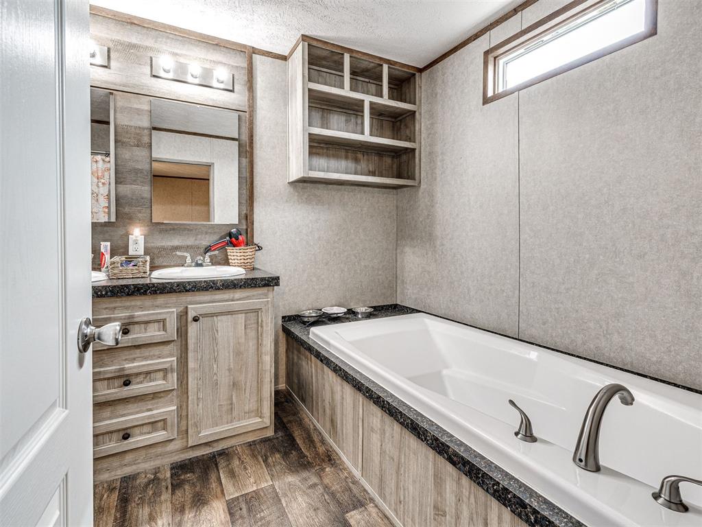 333057 Buckskin Court