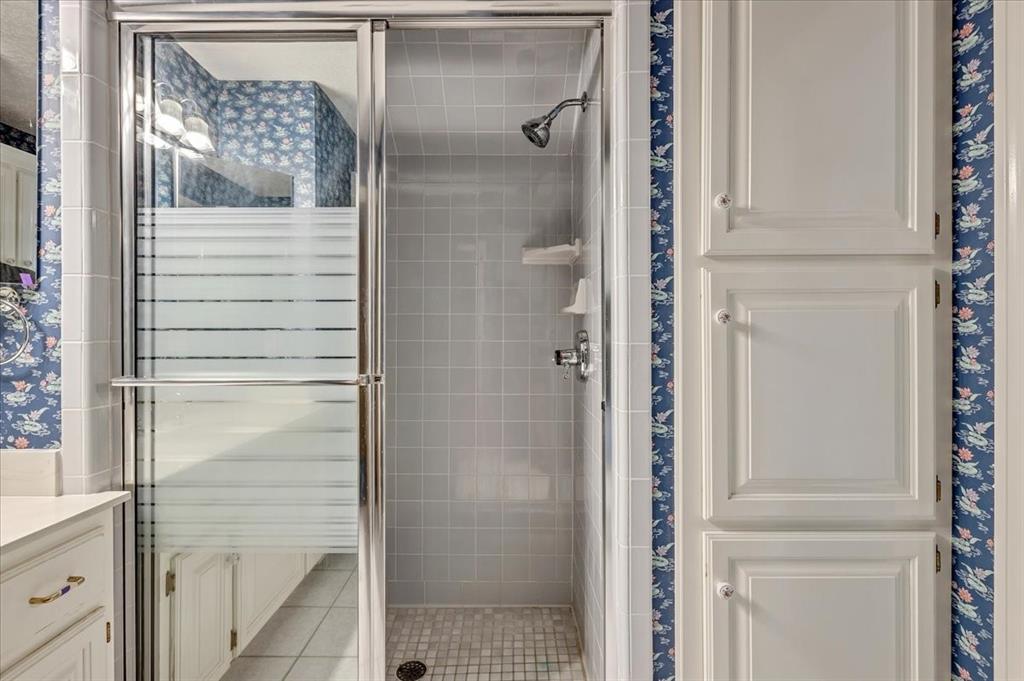 8100 NW 100th Street