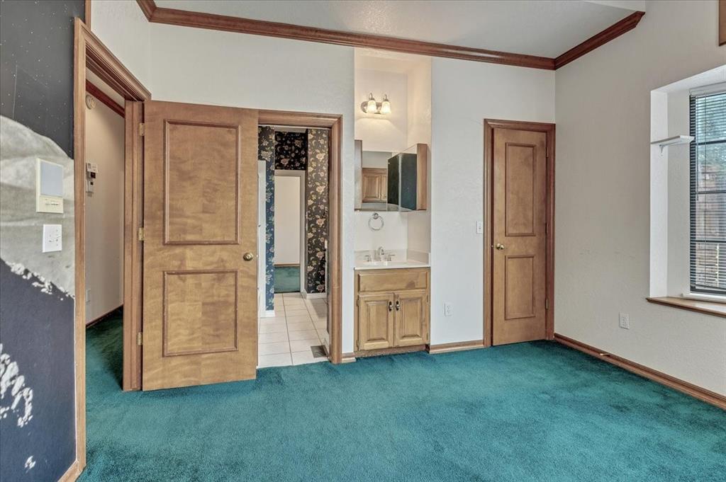 8100 NW 100th Street