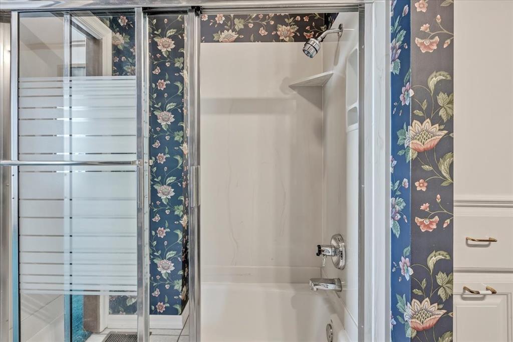 8100 NW 100th Street