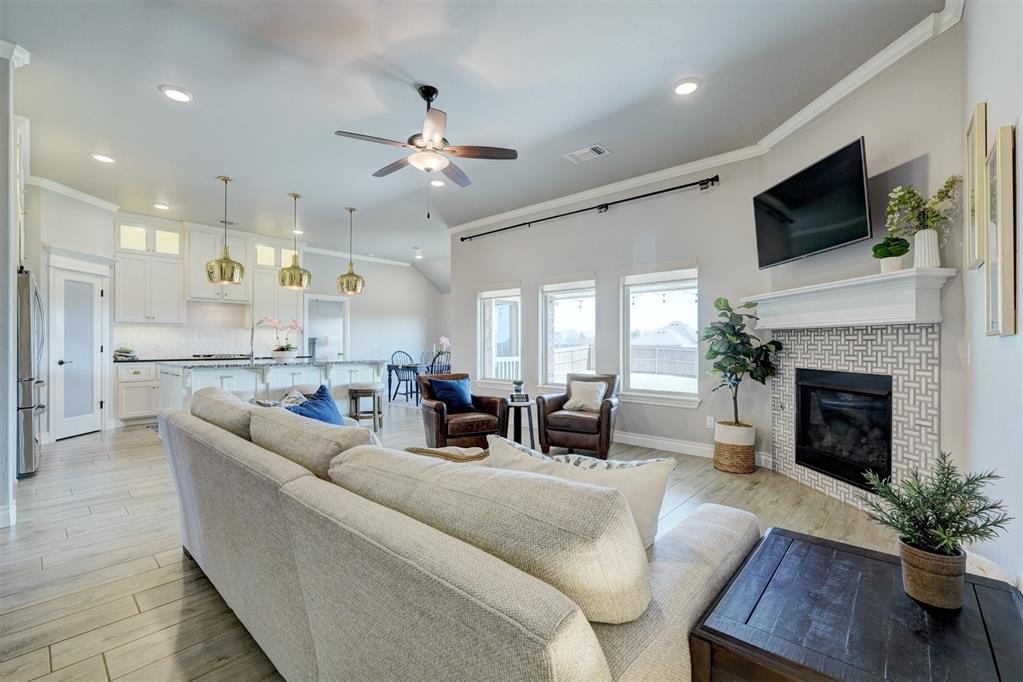3100 Drake Crest Drive Unit: 4058305297