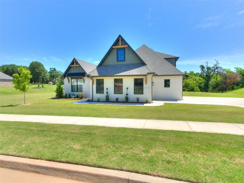 3008 Almond Avenue