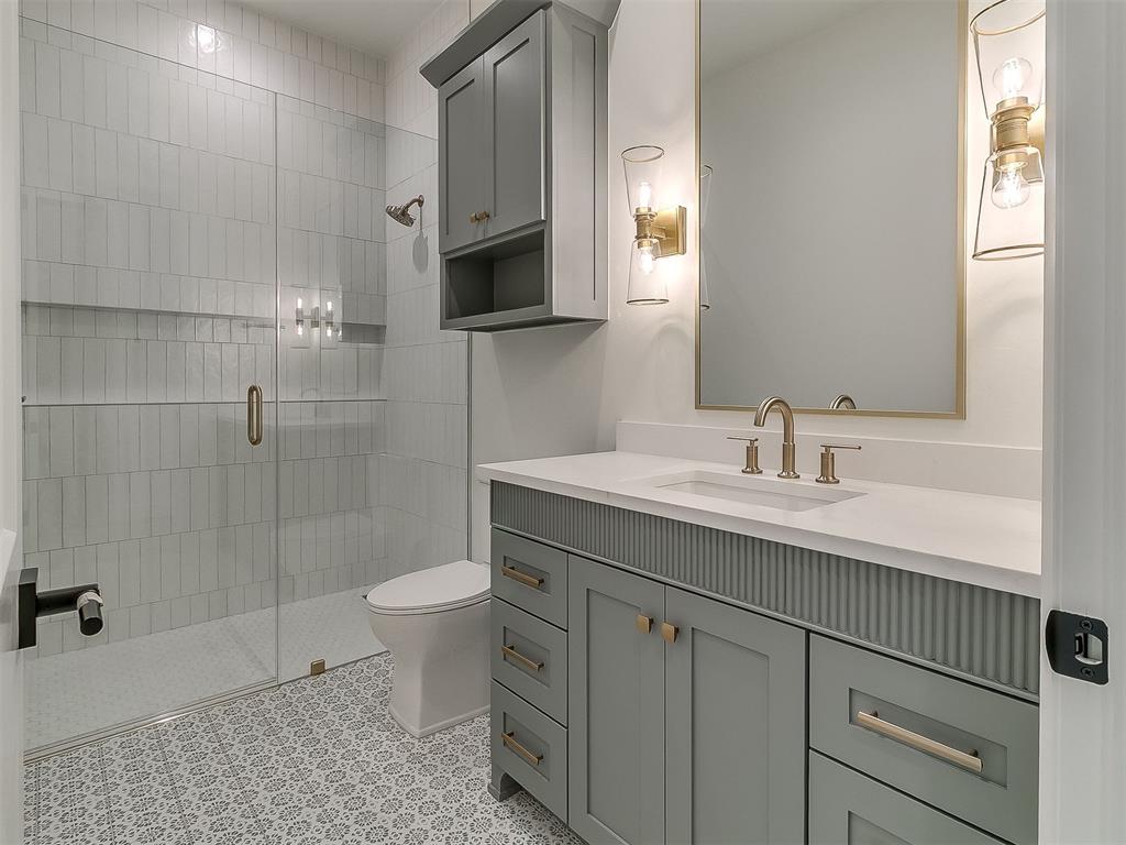 6104 NW 147TH Terrace