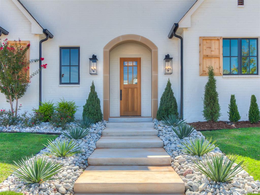 6104 NW 147TH Terrace