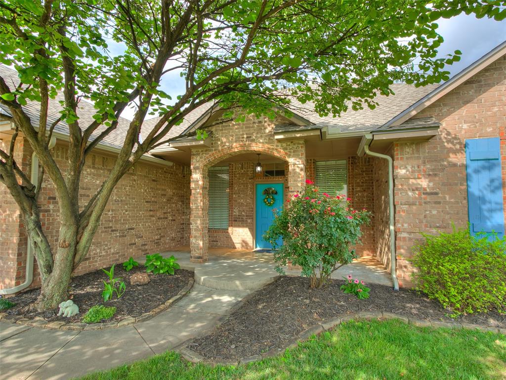 21258 Lake Shadows Drive