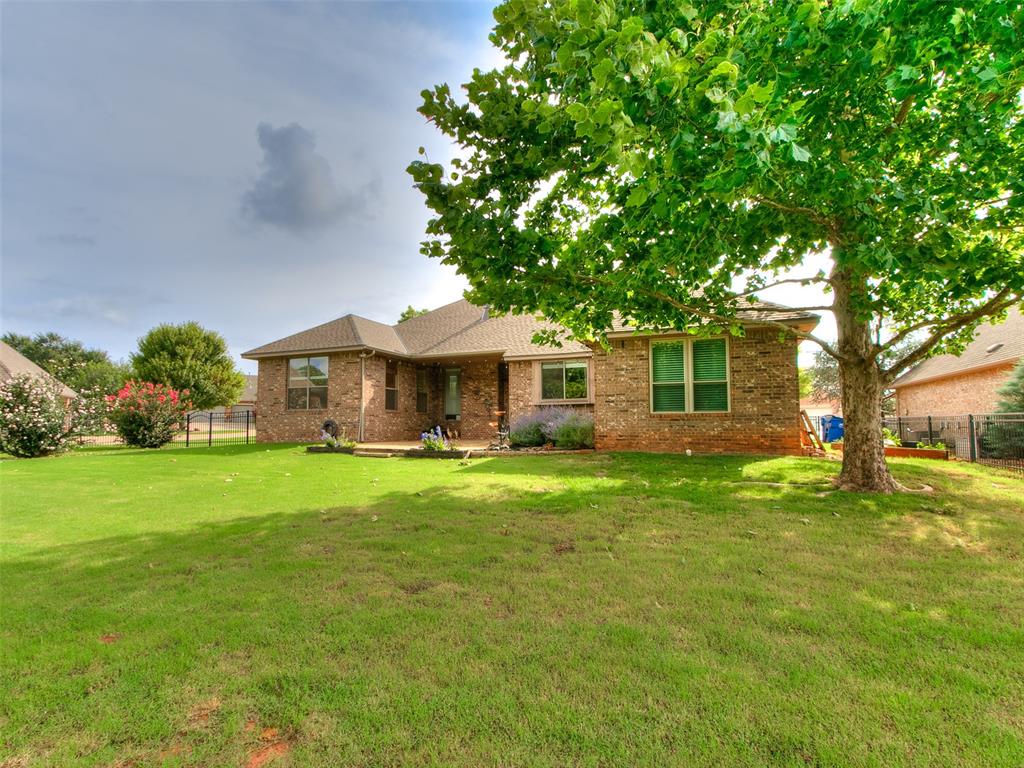 21258 Lake Shadows Drive