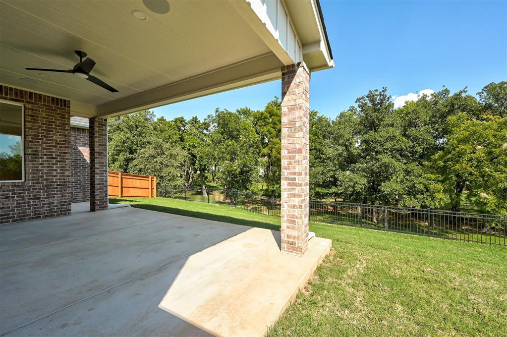 3824 Stone Bluff Way