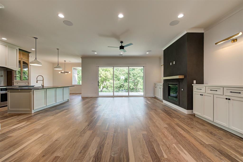 3824 Stone Bluff Way