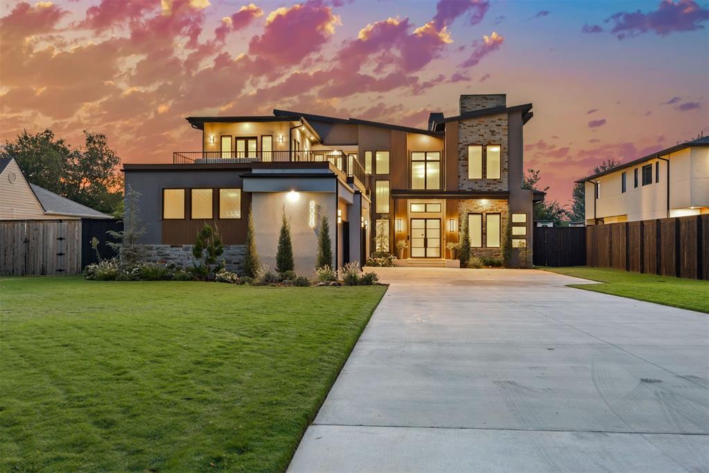 2826 Guilford Lane