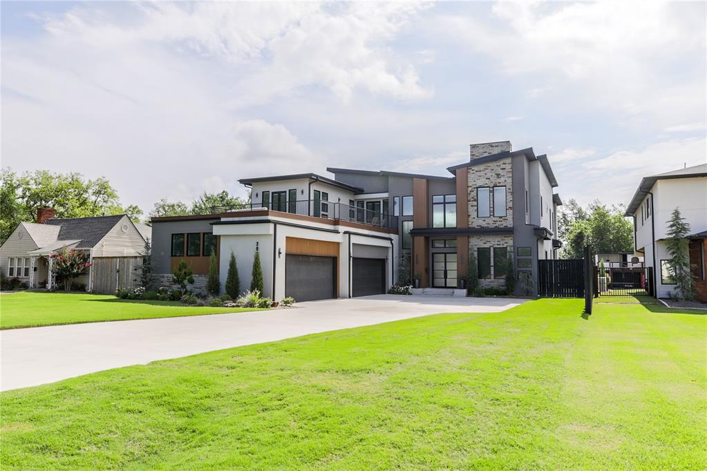 2826 Guilford Lane