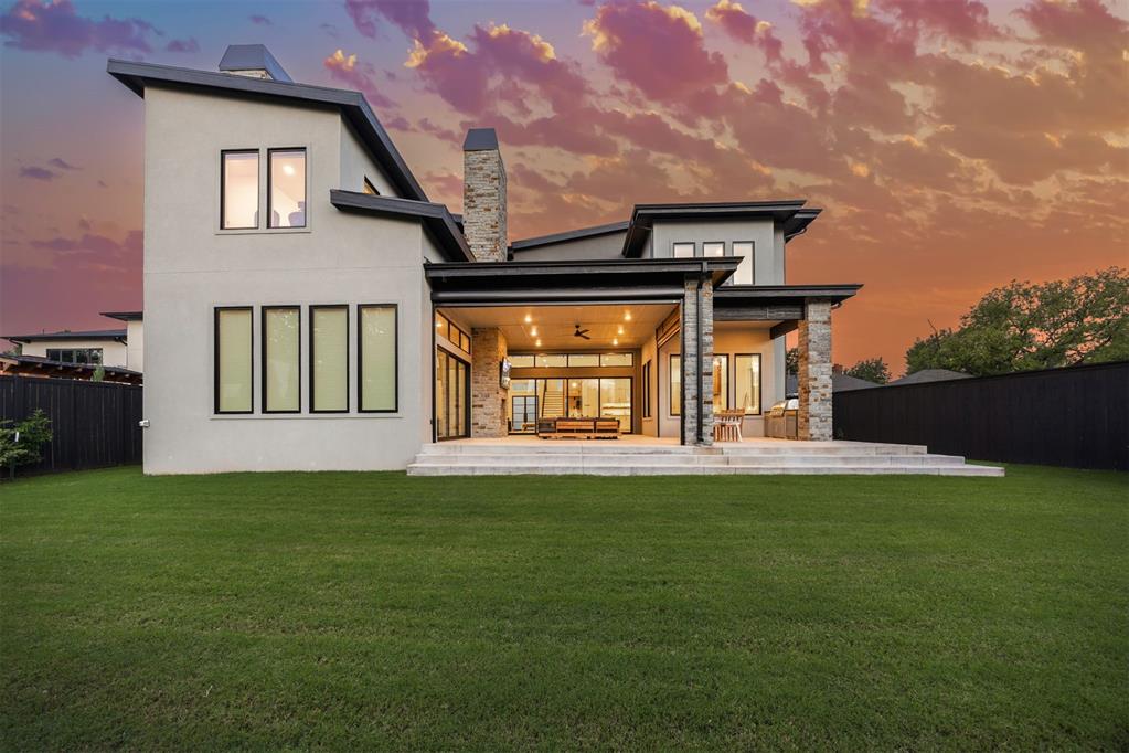 2826 Guilford Lane