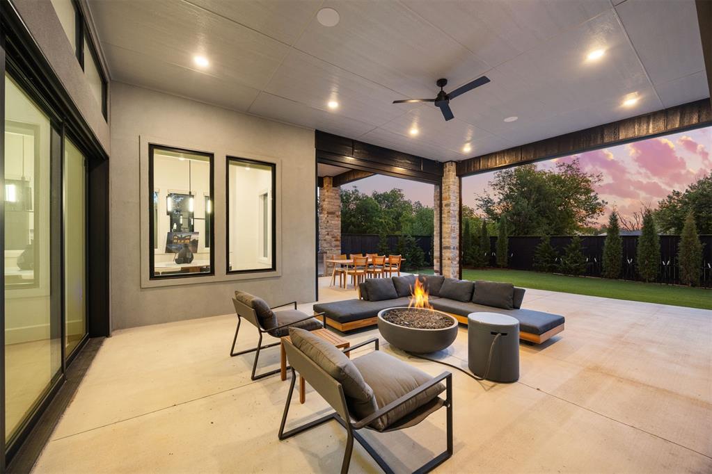 2826 Guilford Lane