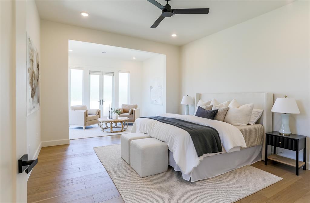 2826 Guilford Lane
