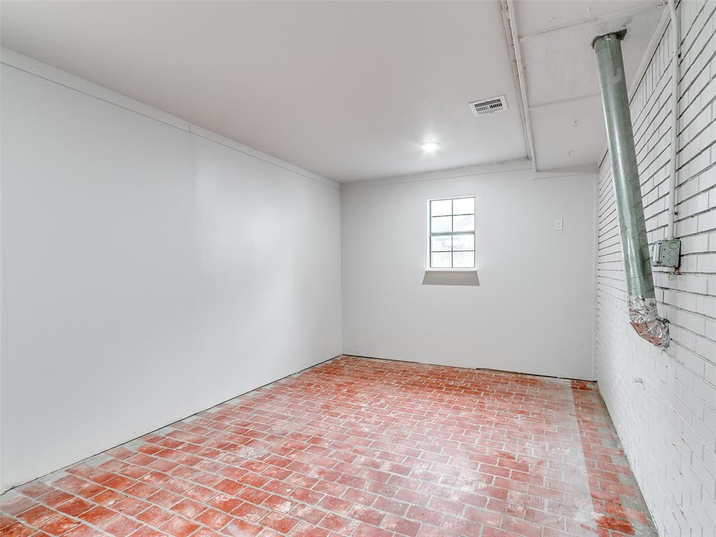 2720 NW 55th Terrace