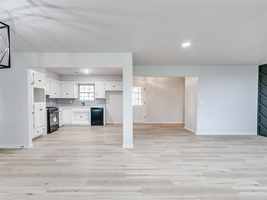 2720 NW 55th Terrace