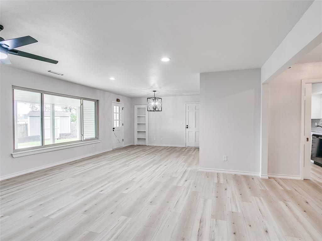 2720 NW 55th Terrace