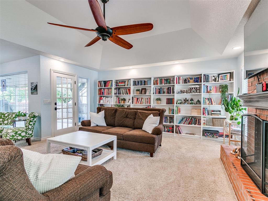 1413 Carfax Road