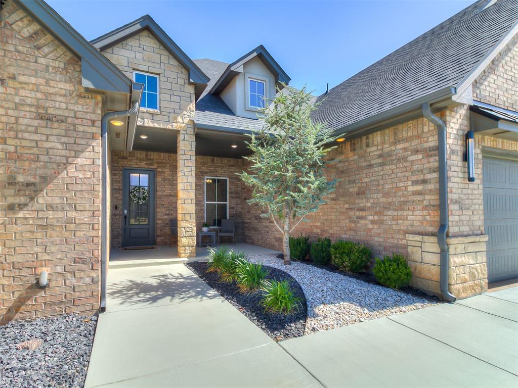 9213 NW 148th Street