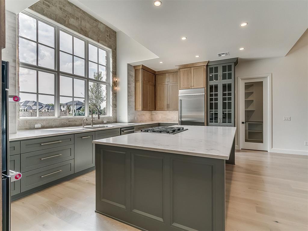 6109 NW 147th Street