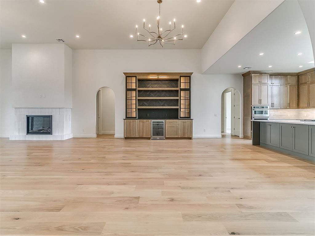 6109 NW 147th Street