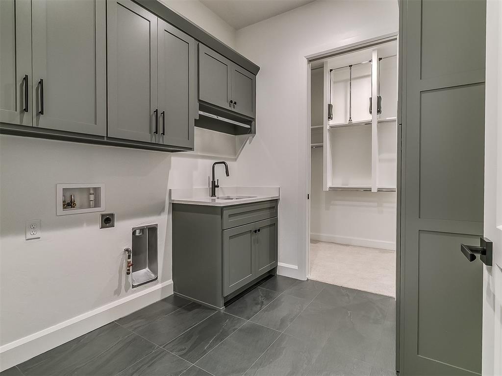 6109 NW 147th Street