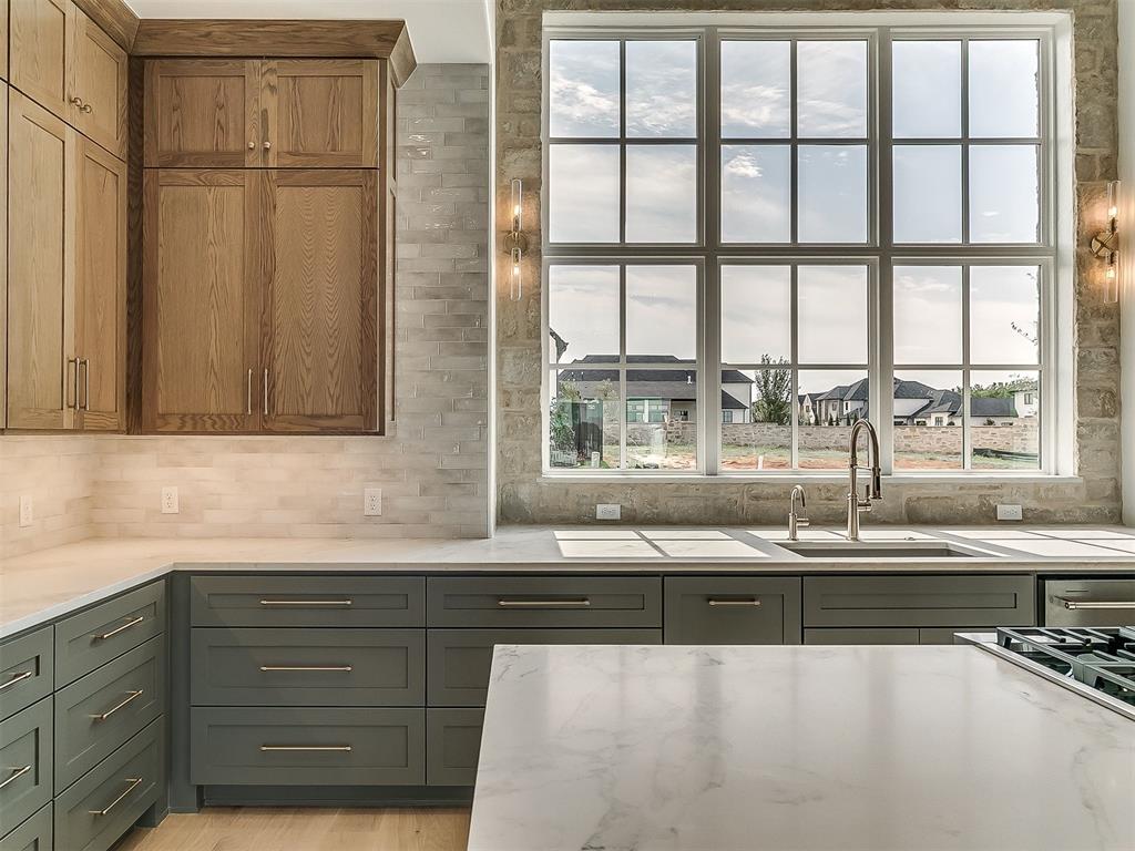 6109 NW 147th Street