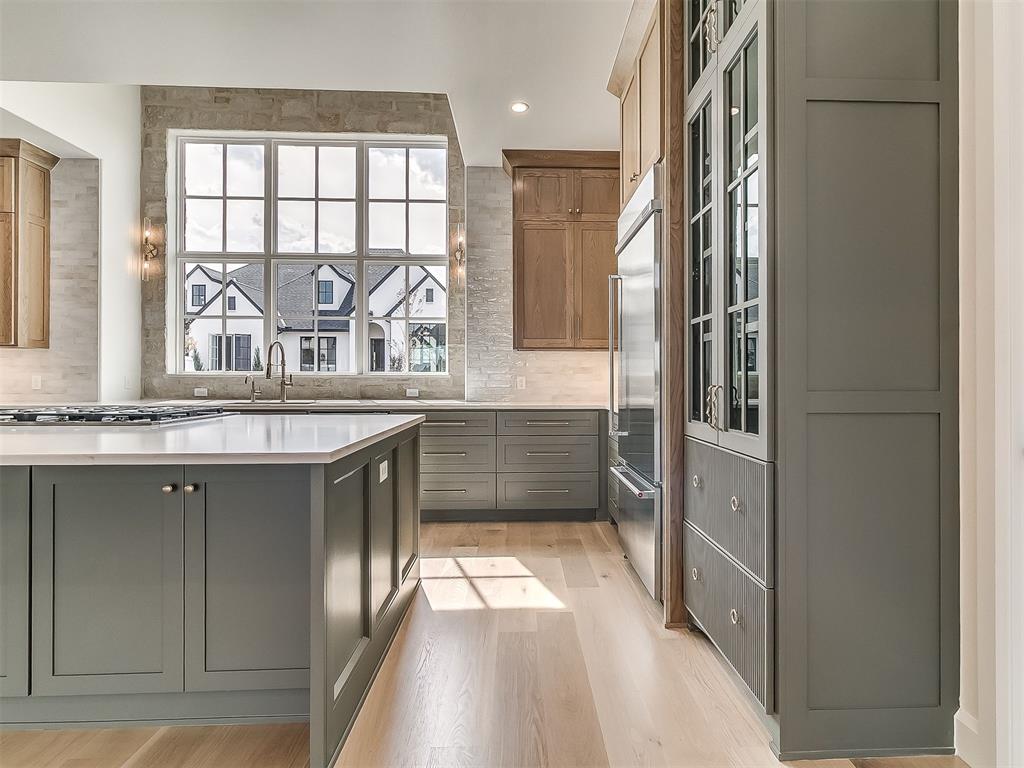 6109 NW 147th Street