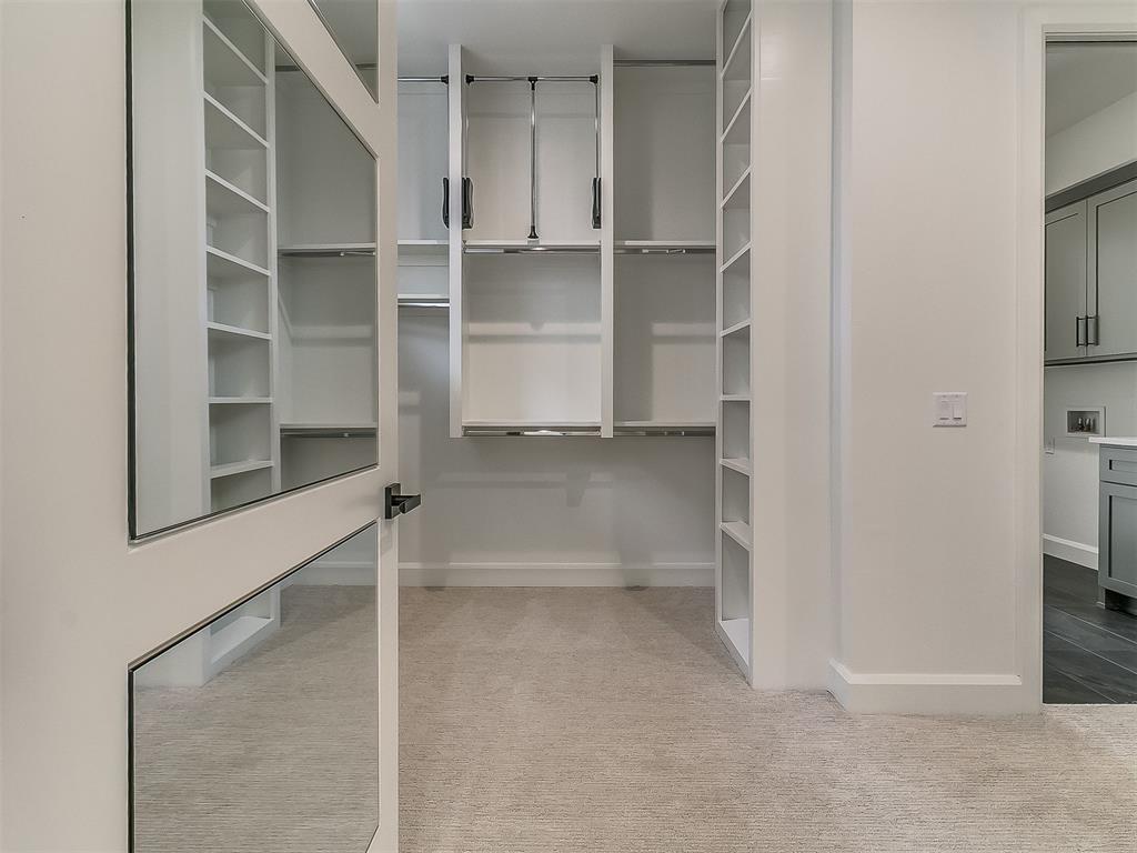 6109 NW 147th Street