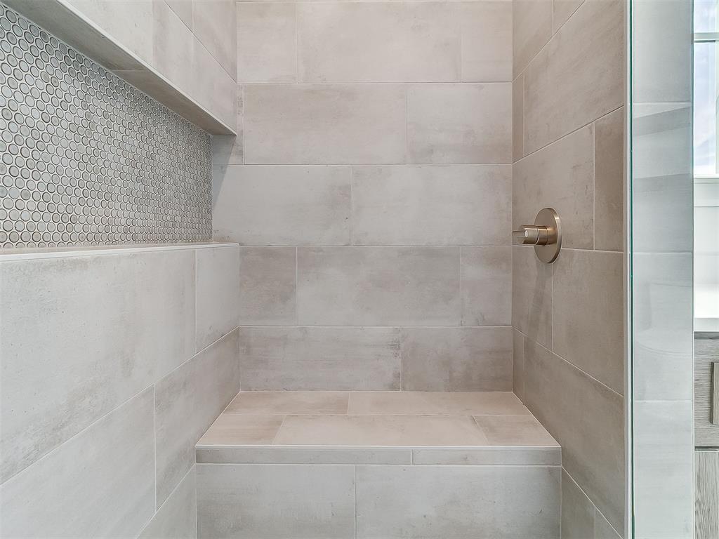 6109 NW 147th Street