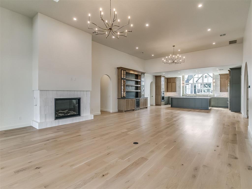 6109 NW 147th Street