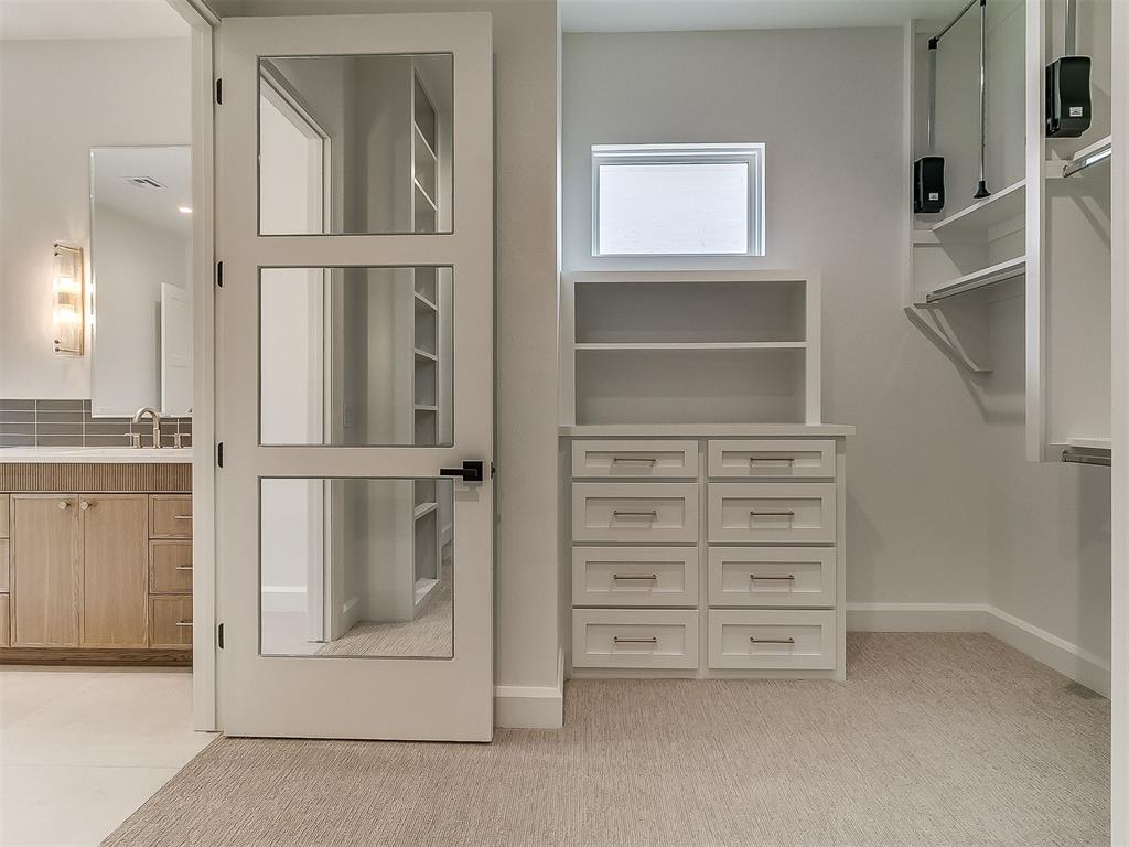 6109 NW 147th Street