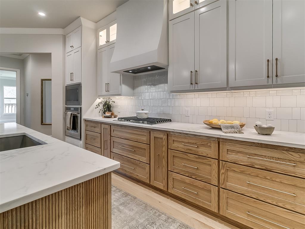 3001 Flycatcher Lane