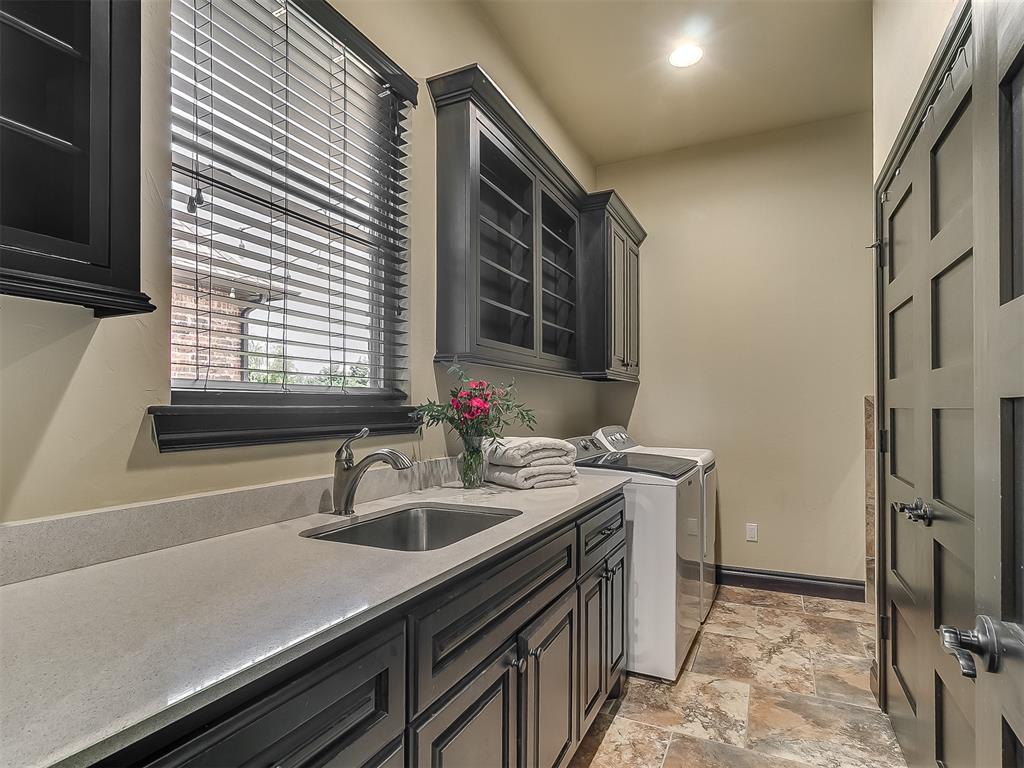 2627 S Loblolly Lane