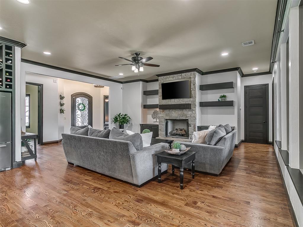 2627 S Loblolly Lane