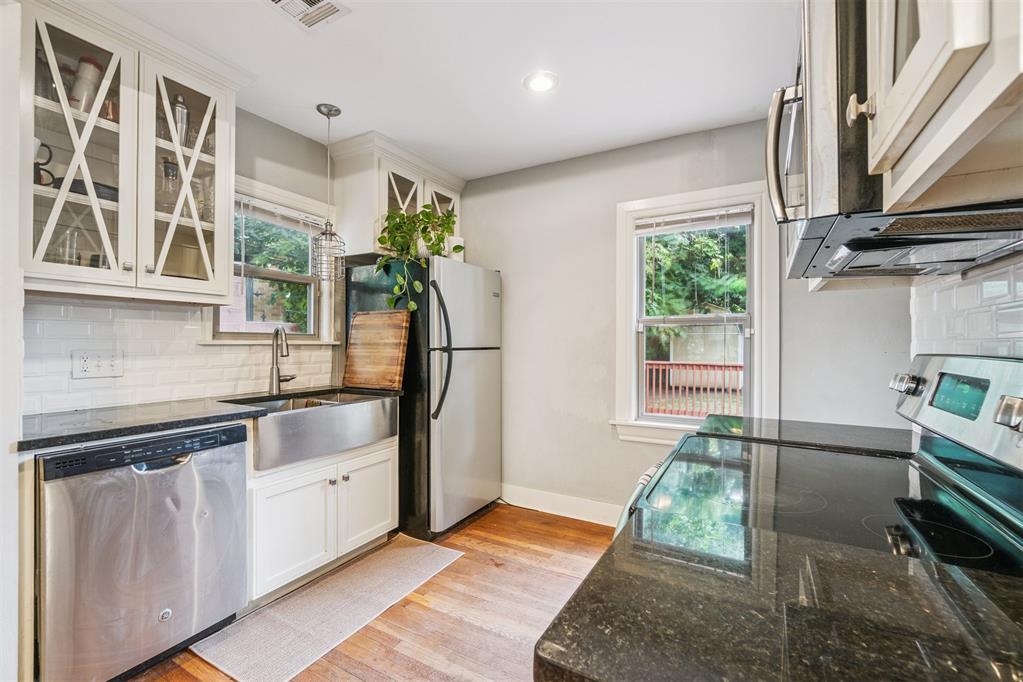 2533 NW 21st Street